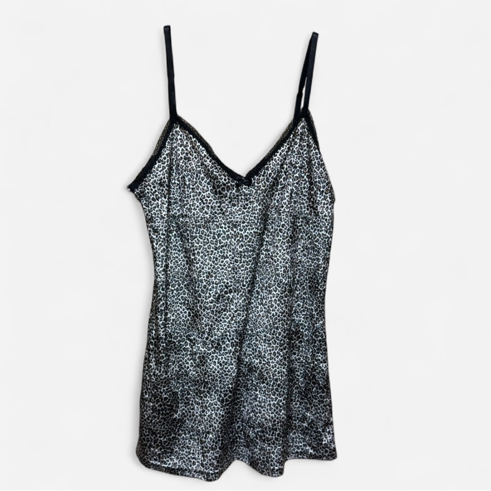 Vintage Soft Wear Velour Leopard Print Camisole Top
